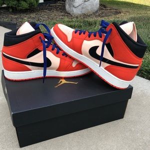 Jordan 1 Mid Team Orange